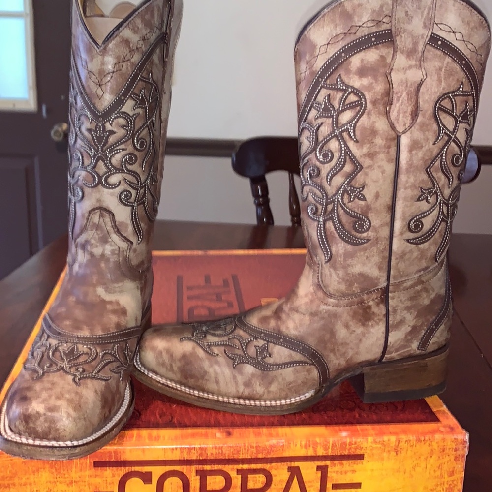 Corral Square Toe Boots